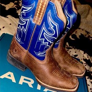 Ariat Brown and Blue Western Boots